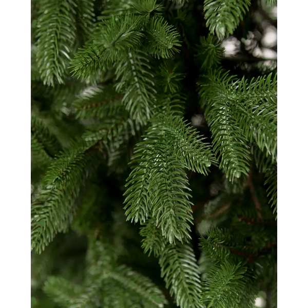 Ель искусственная Уральская ёлка и игрушка Европейская