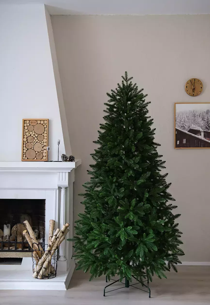 Ель искусственная Уральская ёлка и игрушка Моника