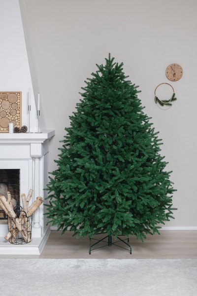 Ель искусственная Уральская ёлка и игрушка Невьянская