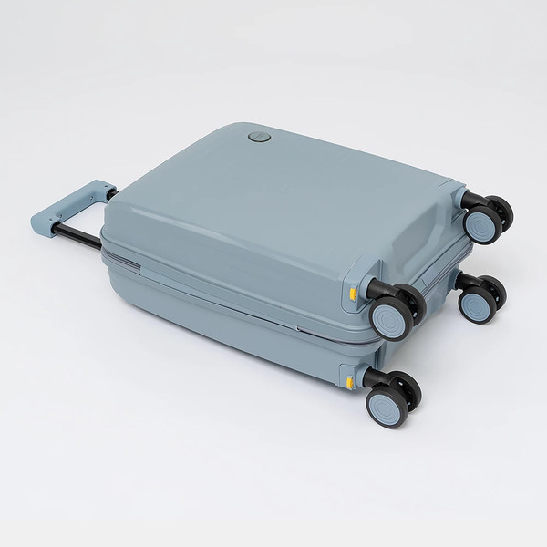 Чемодан на колесах Francesco Molinary 344-PP31/4-18BLU