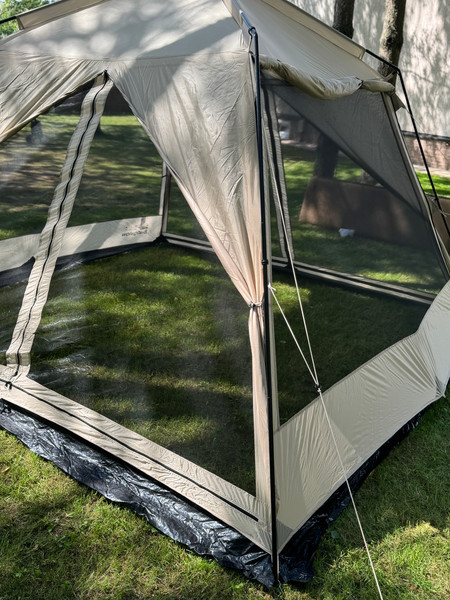 Туристический шатер Tramp Lite Bungalow Sand / TLT-012