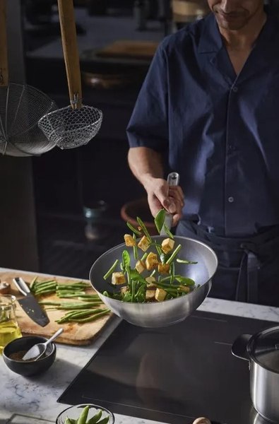 Вок Fiskars All Steel / 1064747