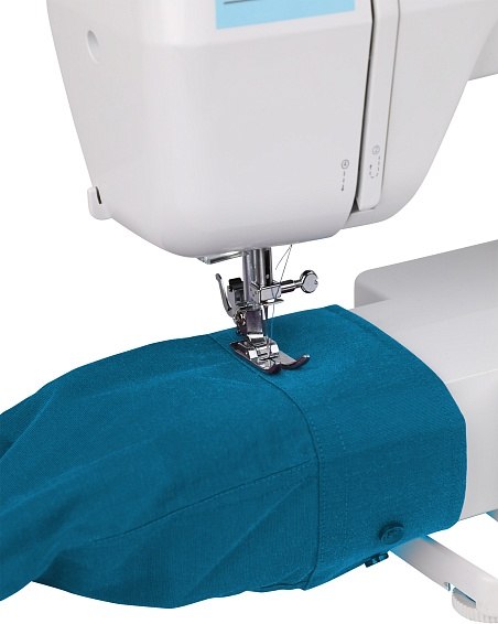 Швейная машина Leader Breeze