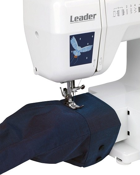 Швейная машина Leader Sewmagic