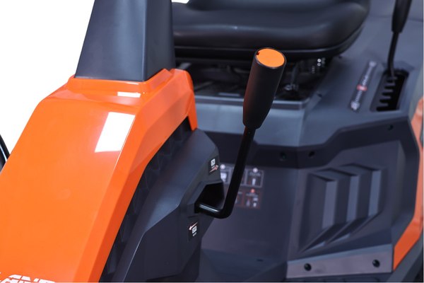 Райдер бензиновый Eland LR-2265