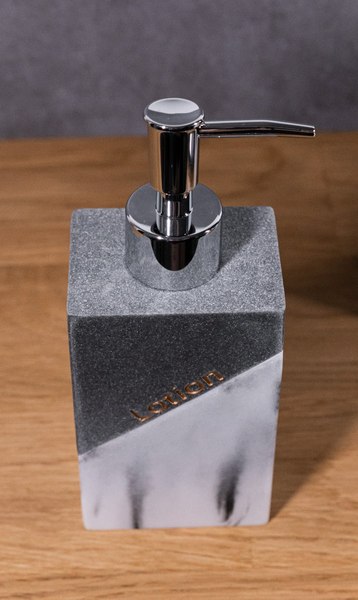 Дозатор для жидкого мыла Caspian Dublin 90068