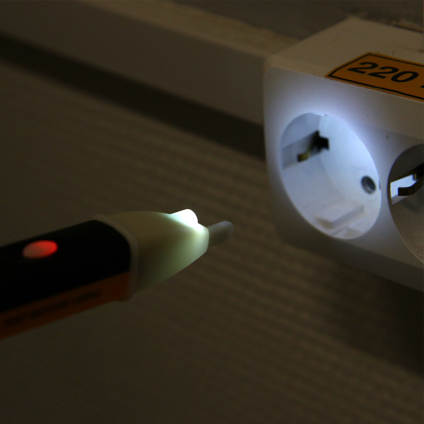 Индикатор напряжения Tundra 7057457