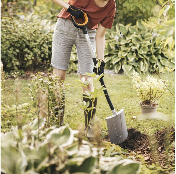 Лопата Fiskars Xact / 1066730