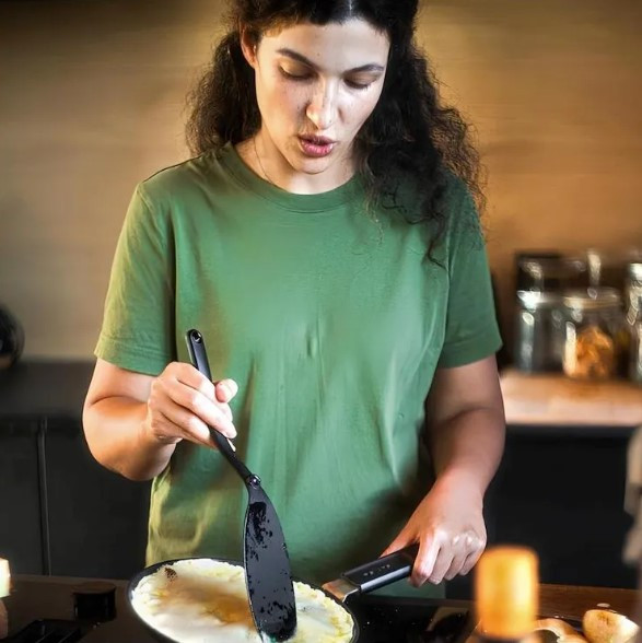 Блинная сковорода Fiskars Hard Face / 1075522