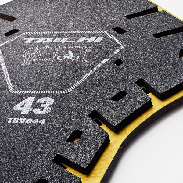 Мотозащита спины Taichi CE (LV2) Back Protector TRV044-9999-40