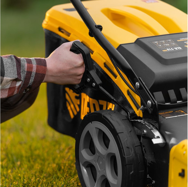 Газонокосилка бензиновая Denzel GLR-510SP-ZS / 58825