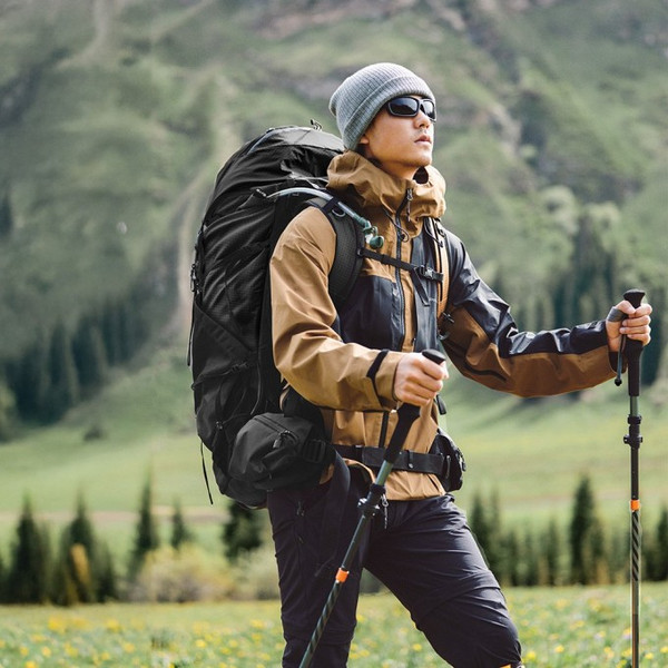 Рюкзак туристический Naturehike CNK2450XB014 Helium / 6975641883883