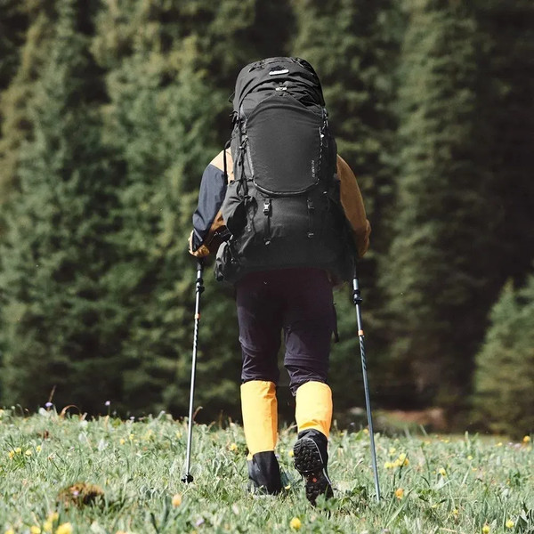 Рюкзак спортивный Naturehike CNK2450XB014 Helium / 6975641883876