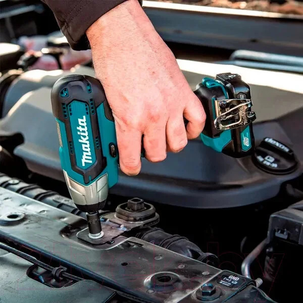 Профессиональный гайковерт Makita TW060DSME