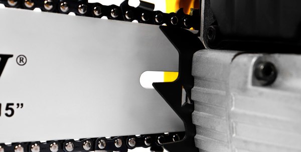 Бензопила цепная Champion A251-15 + подарочный набор