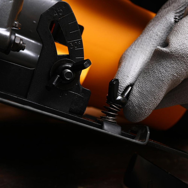 Дисковая пила Deko DKCS1800W Laser / 086-1012