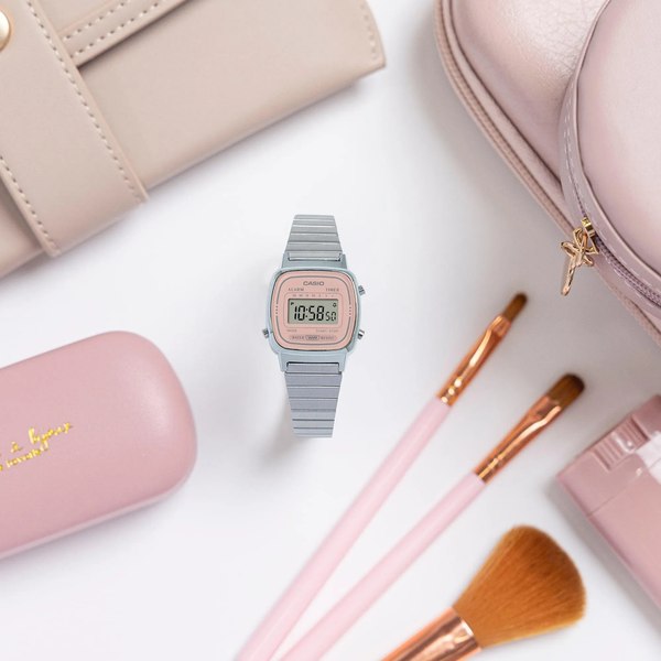 Часы наручные женские Casio LA-670WEA-4A2