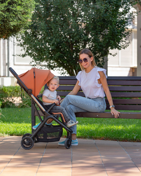 Детская прогулочная коляска Carrello Nova CRL-5521