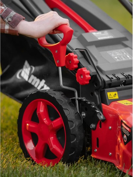 Газонокосилка бензиновая MTX GL51SP-K / 58838