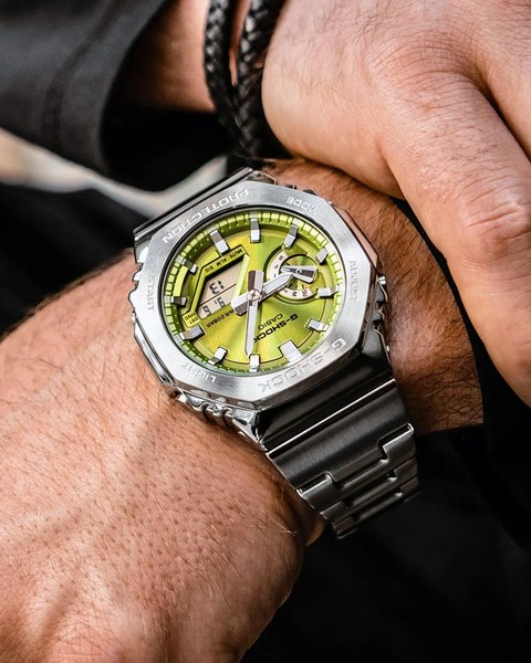 Часы наручные мужские Casio GM-2110D-3A