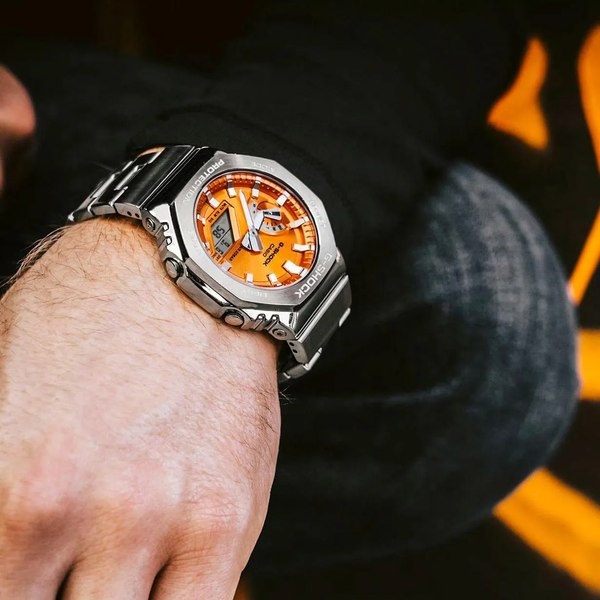 Часы наручные унисекс Casio GM-2110D-4A