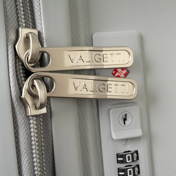 Чемодан на колесах Valigetti 344-8022/2-20SLV