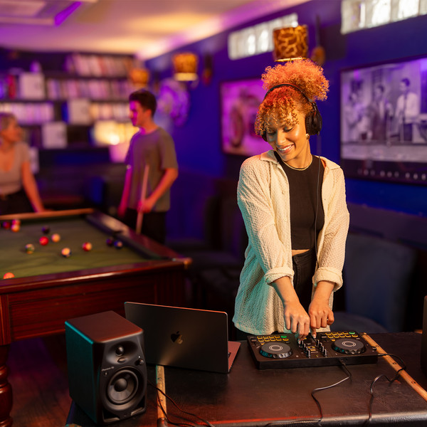 DJ контроллер Pioneer AlphaTheta DDJ-FLX2