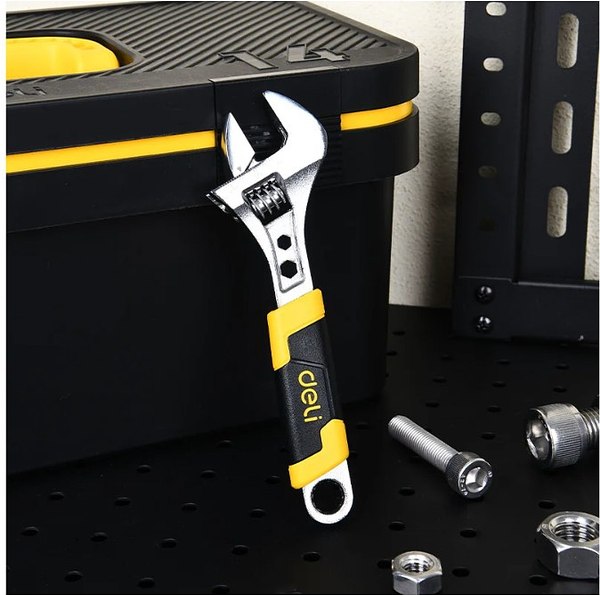 Гаечный ключ Deli EDL30106