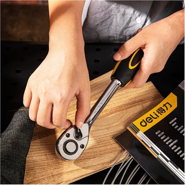 Трещотка Deli EDL2521