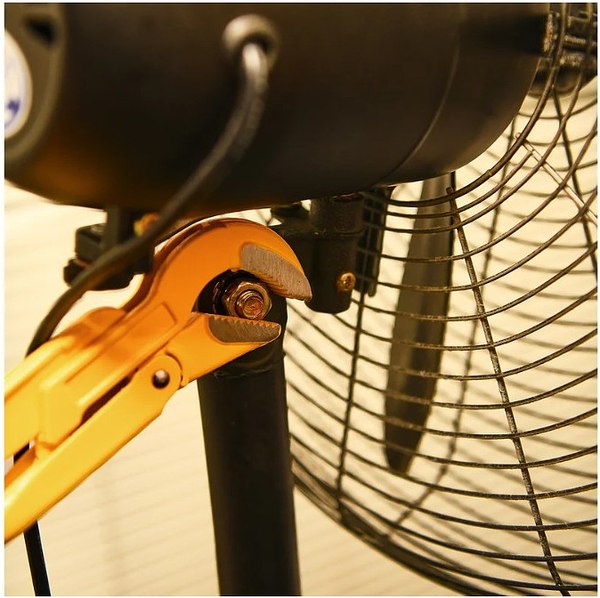 Гаечный ключ Deli Трубный / EDL105240