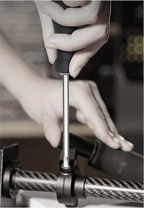 Отвертка Deli Soft Touch / HT1055C