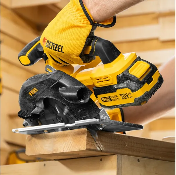 Дисковая пила Denzel CCSH-20-165 / 27405