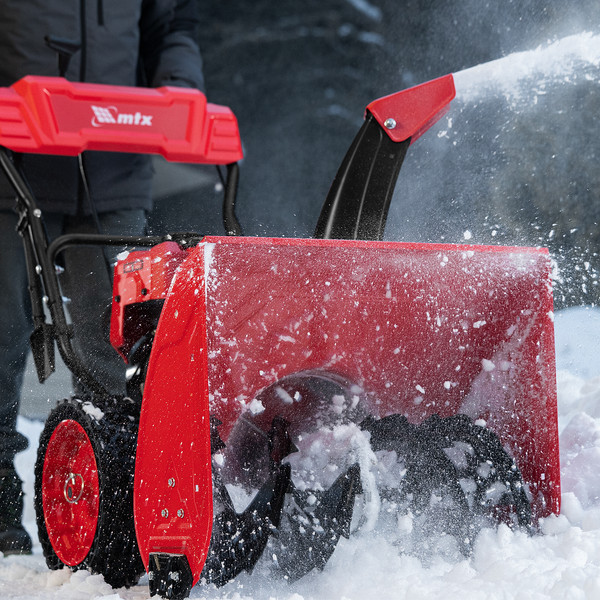Снегоуборщик бензиновый MTX ST 610 / 97640