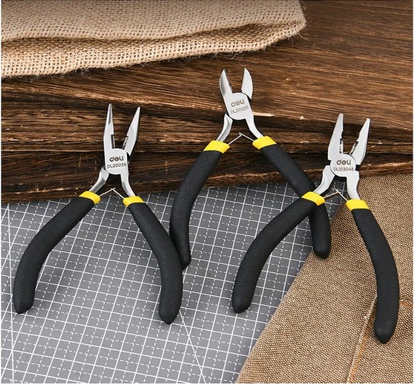 Набор губцевого инструмента Deli EDL103205-6