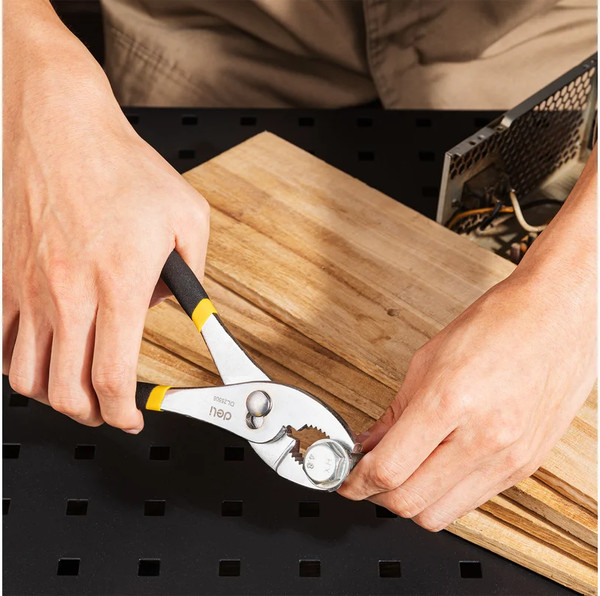 Пассатижи Deli EDL25508