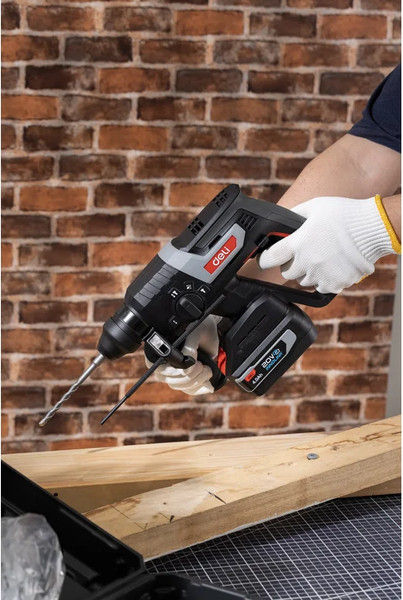 Перфоратор Deli EDE-DC20-2D4