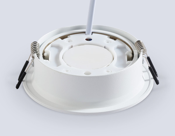 Точечный светильник Ambrella TN52230 WH