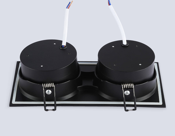 Точечный светильник Ambrella TN6661/2 BK