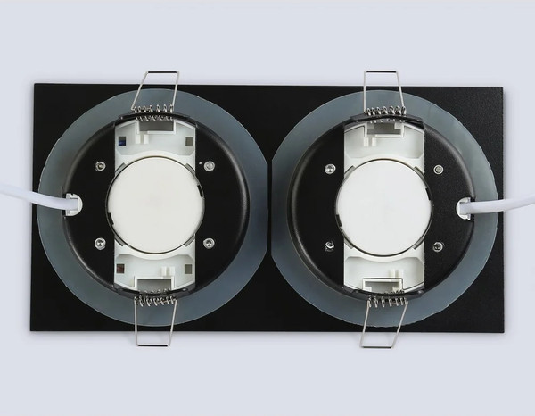 Точечный светильник Ambrella TN6743/2 BK