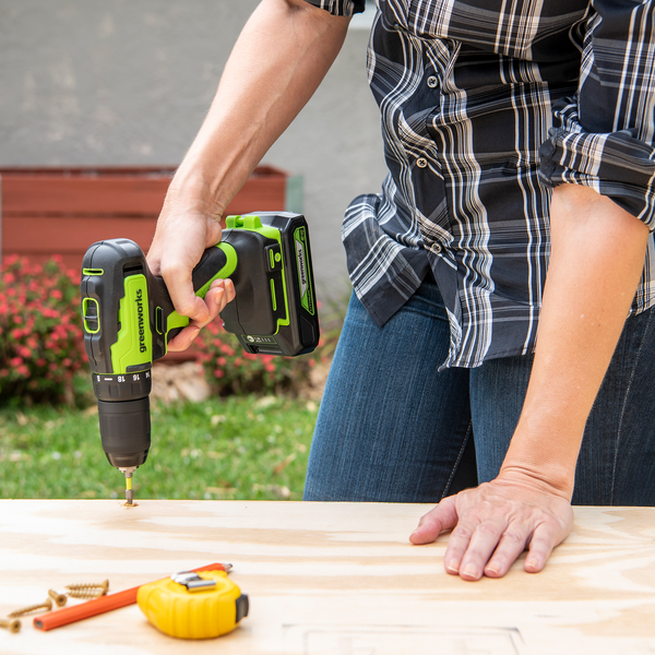 Аккумуляторная дрель-шуруповерт Greenworks GD24DD35 бесщеточная 24V / 3704007CUA