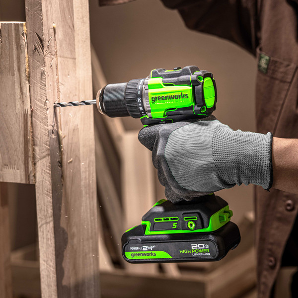 Аккумуляторная дрель-шуруповерт Greenworks DD560 / 3708407CUC