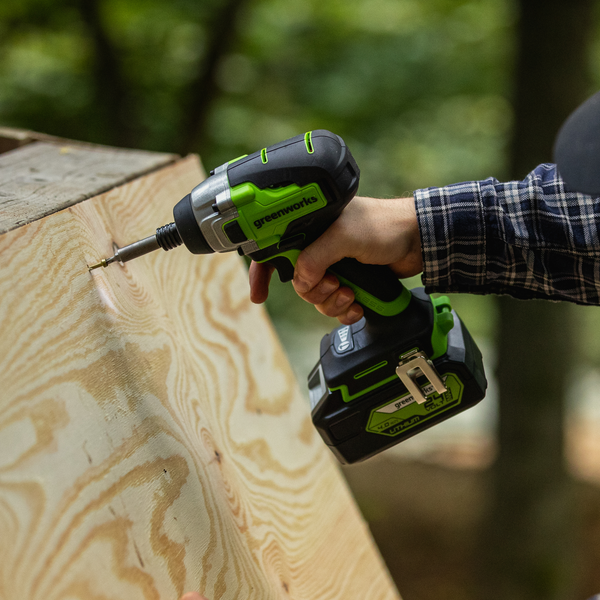 Аккумуляторный шуруповерт Greenworks GD24ID3 бесщеточный 24V / 3802807CUB