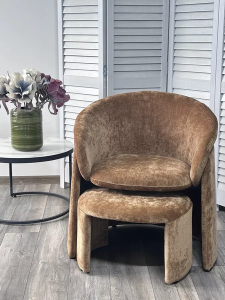 Кресло мягкое M-City Hug AT5139-13