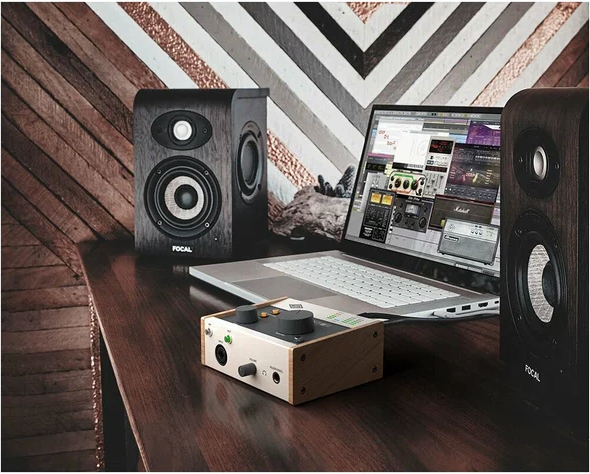 Аудиоинтерфейс Universal Audio Volt 176 USB