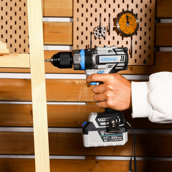 Аккумуляторная дрель-шуруповерт Deko DKCID20 / 063-4456