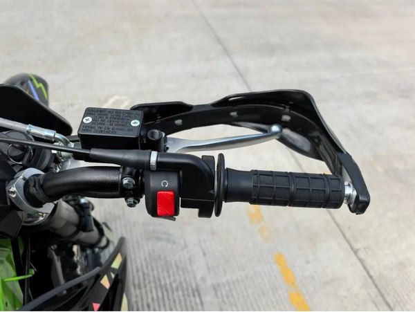 Мотоцикл AVM BISONX 300