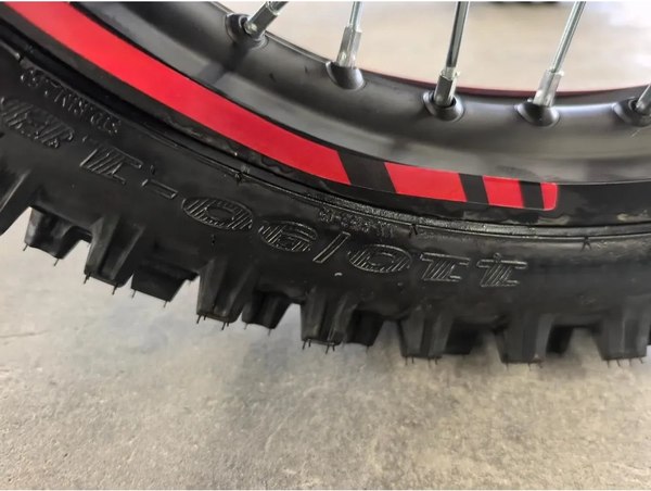 Мотоцикл AVM Stormax 300