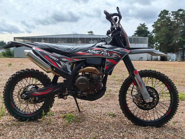 Мотоцикл кроссовый Nine Fox Strider 450