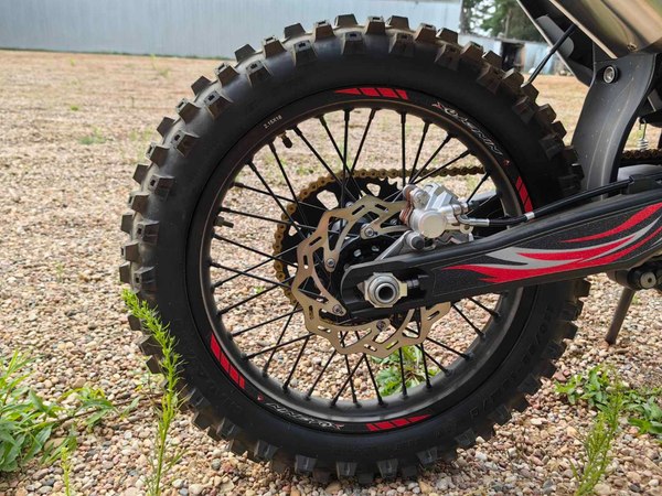 Мотоцикл кроссовый Nine Fox Strider 450