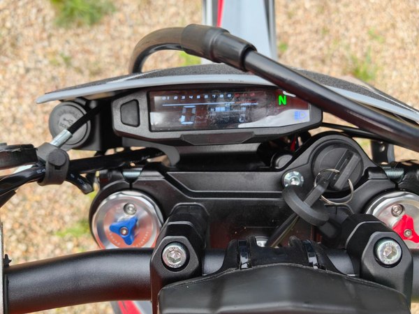 Мотоцикл кроссовый Nine Fox Blazer 250